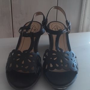 ST JOHN S BAY. NEW SHOES